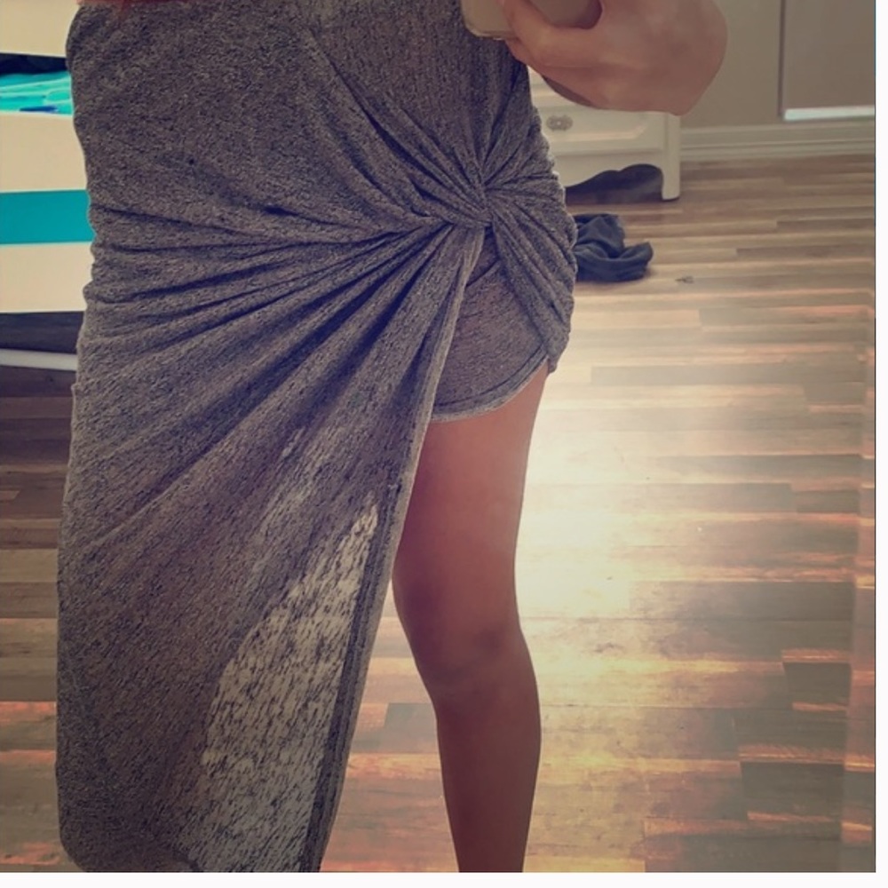 Grey skirt